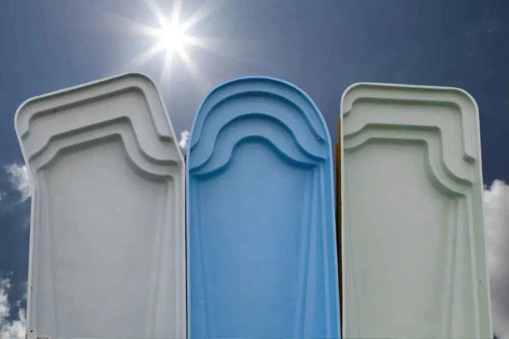 Piscine en coque à Colombiers